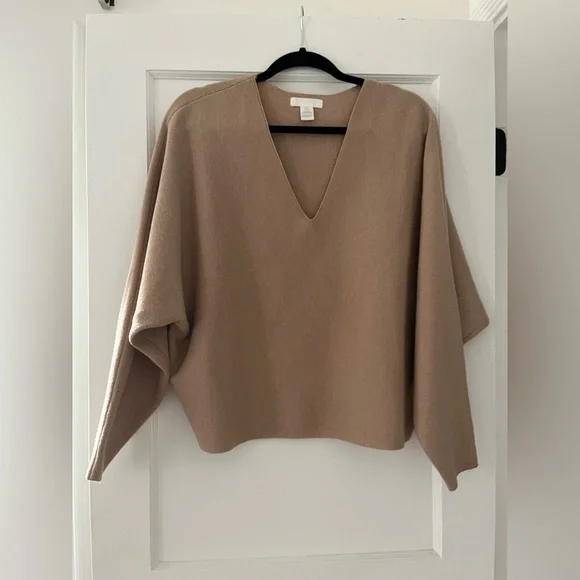 H&M Camel V Neck Sweater Medium